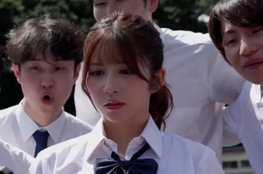 sex 50 sắc thái SONE-619 Nữ sinh Nhật Bản bị bạn hãm hại